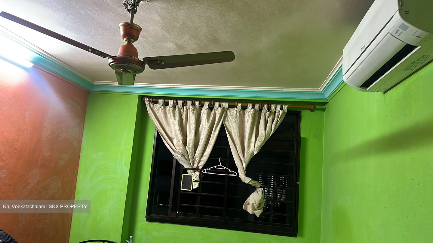 Jurong West Street 24 (Jurong West),  #520482671